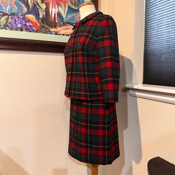 Pendleton 1960's Red Plaid Suit with Mini Skirt - Fits S-M - Picture 13 of 14